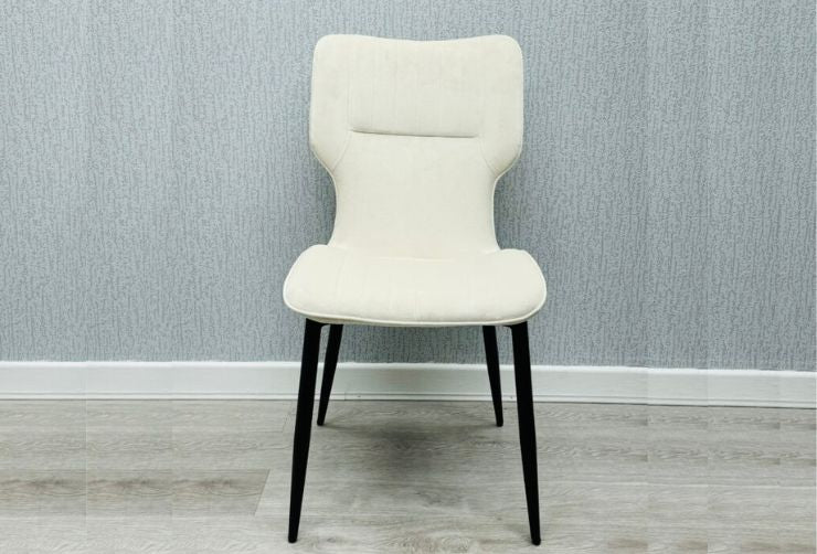 Windsor Velvet Dining Chair – Elegant Upholstered Seating - Exclusive Interior