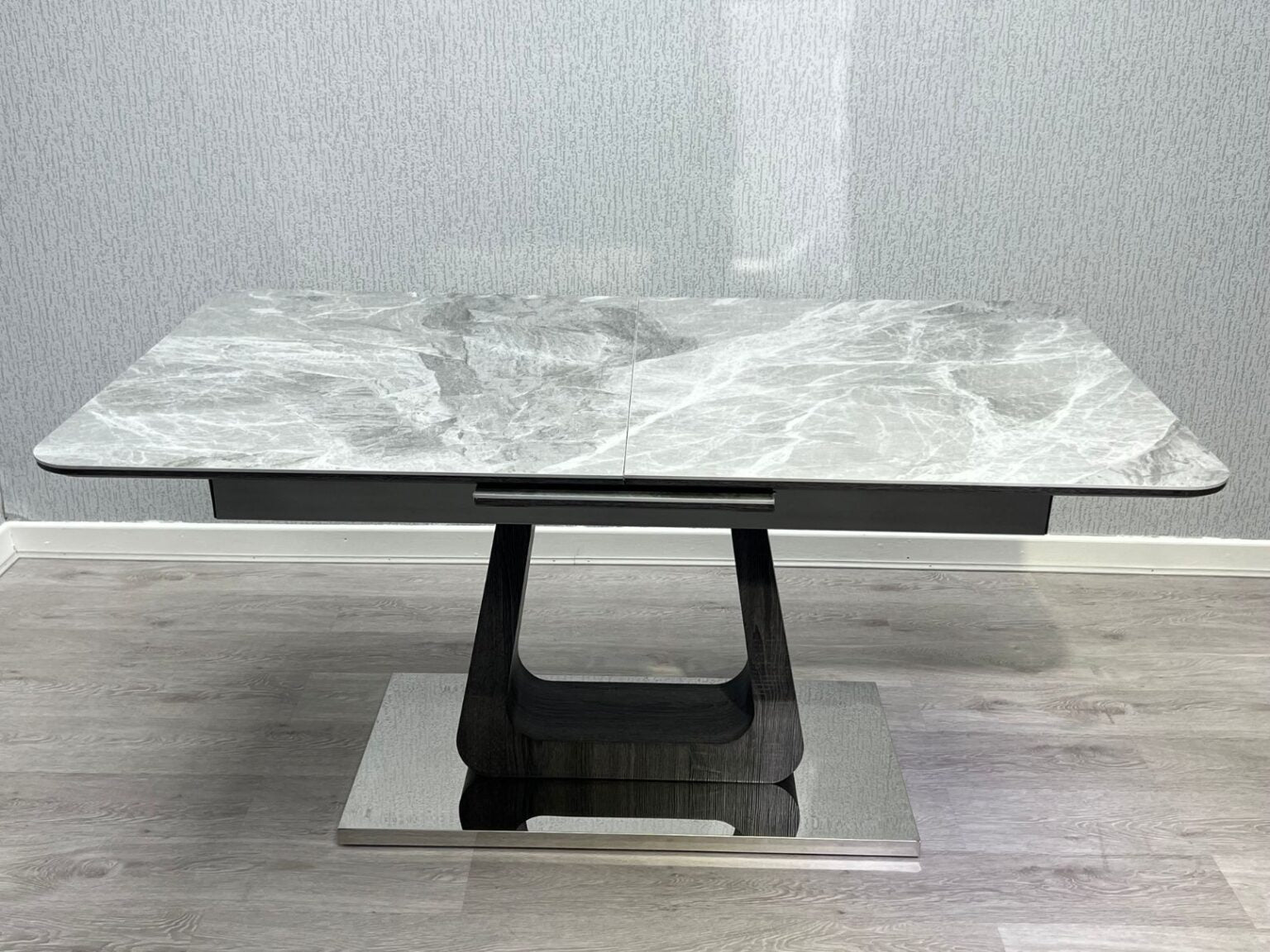 Zermatt Dining Table extended to 200cm with 6 matching chairs in a modern UK dining room